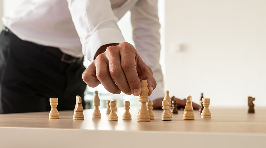 business-leadership-concept-playingchess business-leadership-concept-playingchess