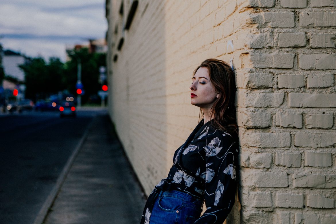 deep-in-thoughts-2022-11-02-18-02-03-utc